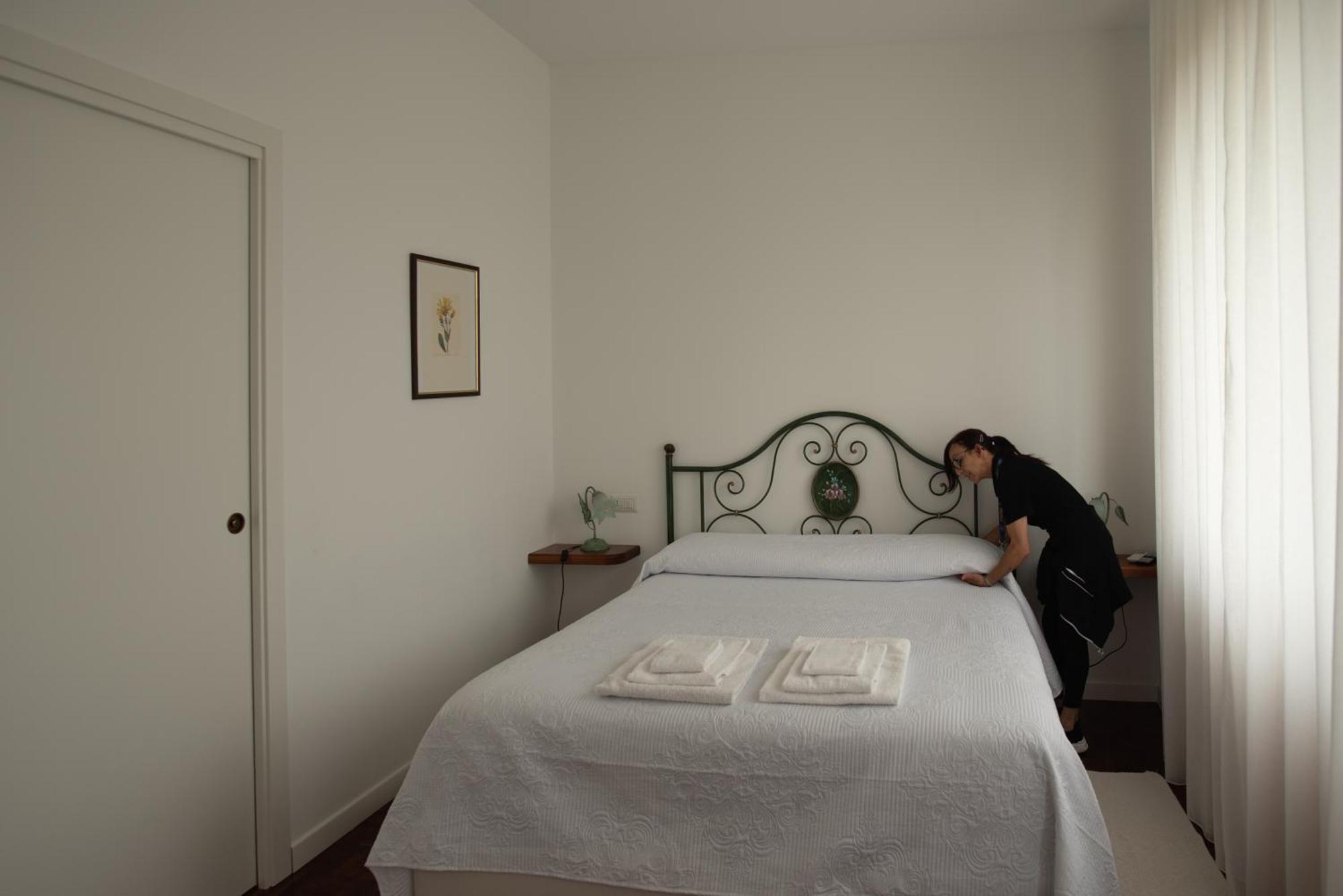 Locanda Dei Buoni E Cattivi Cagliari Exteriör bild